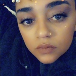 Meet your Posher, Sandra